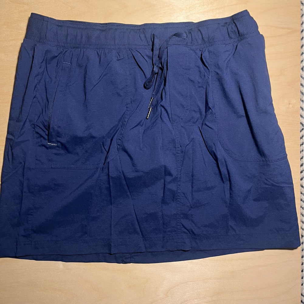 LL Bean Skirt Skort Navy Blue Vista Camp Outdoor Athleisure Sport Athletic L